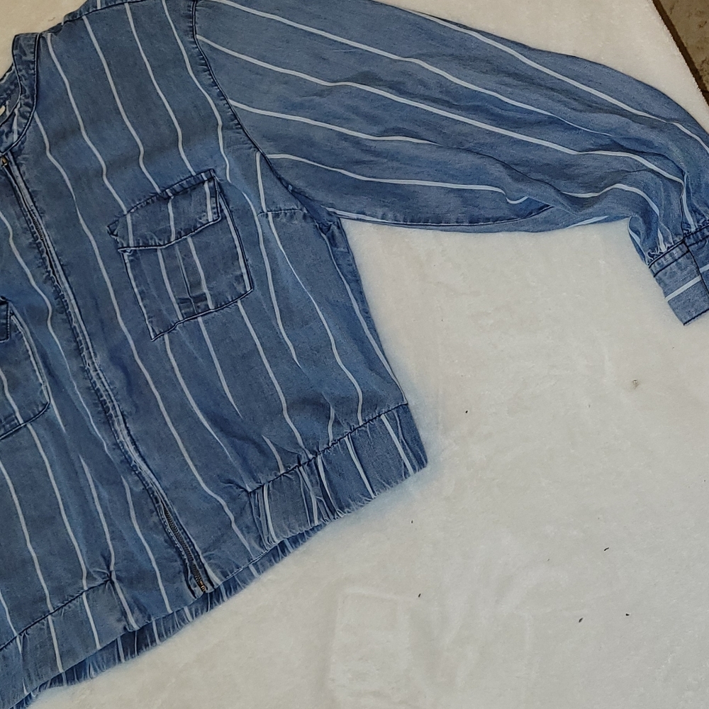 Cato Zipper Denim elastic waist shirt Size XL excellent condition - Picture 4 of 9